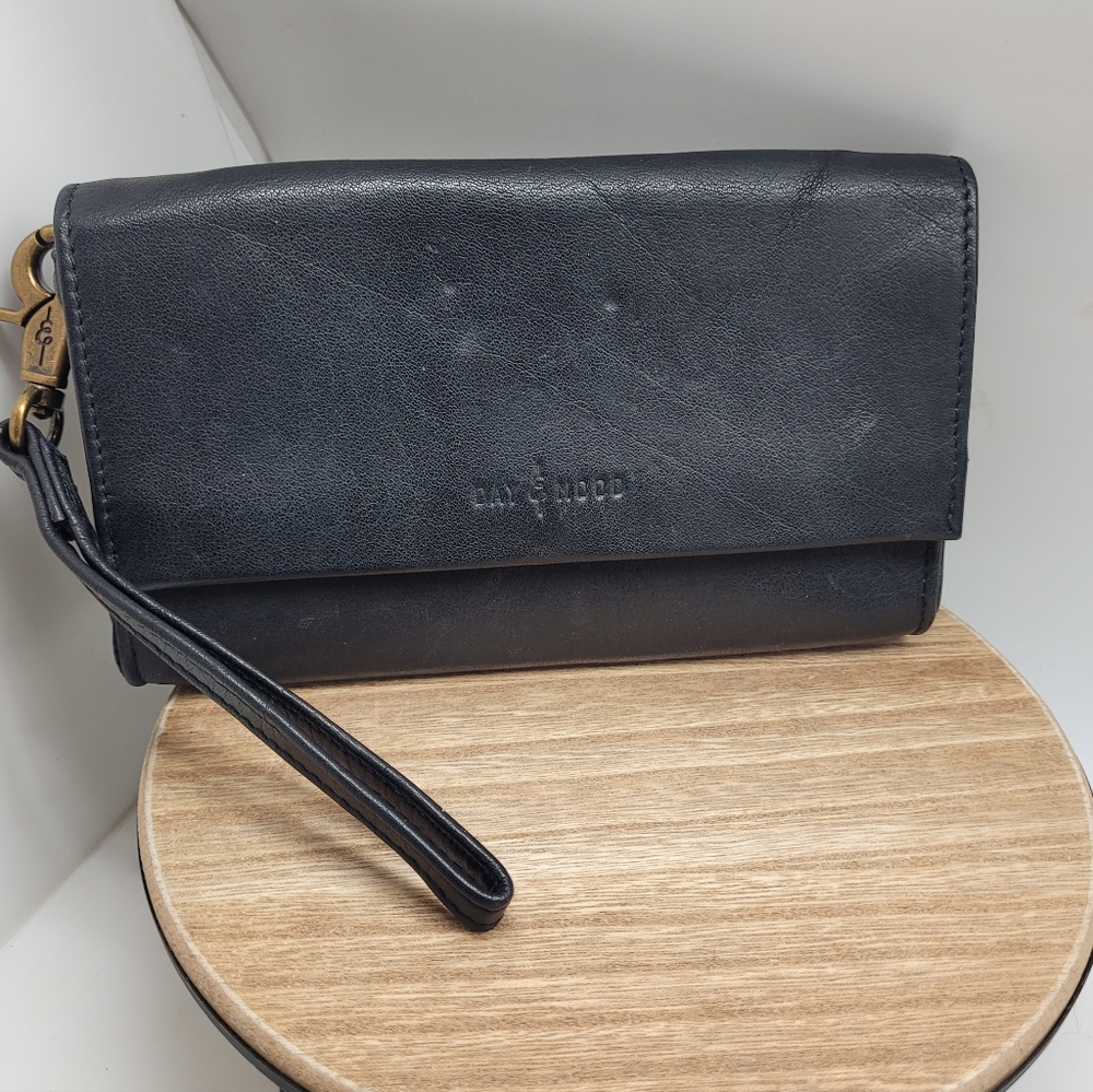 Day & Mood Black Genuine Leather Clutch w/ Pull-Out Full Zip Wallet